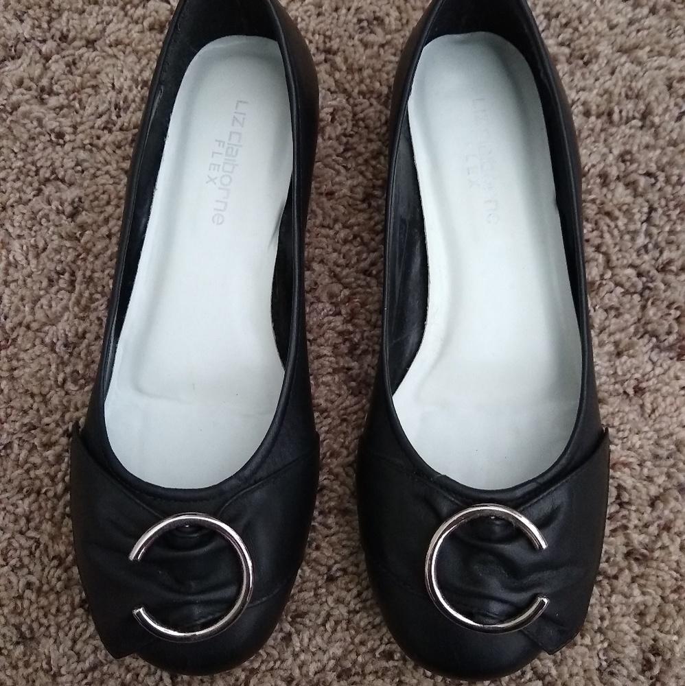 Liz Claiborne Black flats